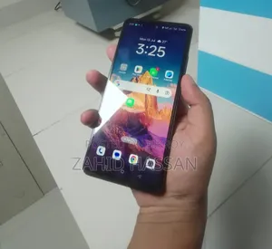 অপ্পো এ৬০ ১২৮ জিবি কালো