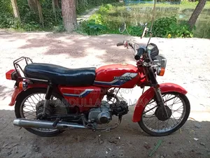 Honda 1998 Red