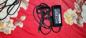 HP 90watt Charger Oficial