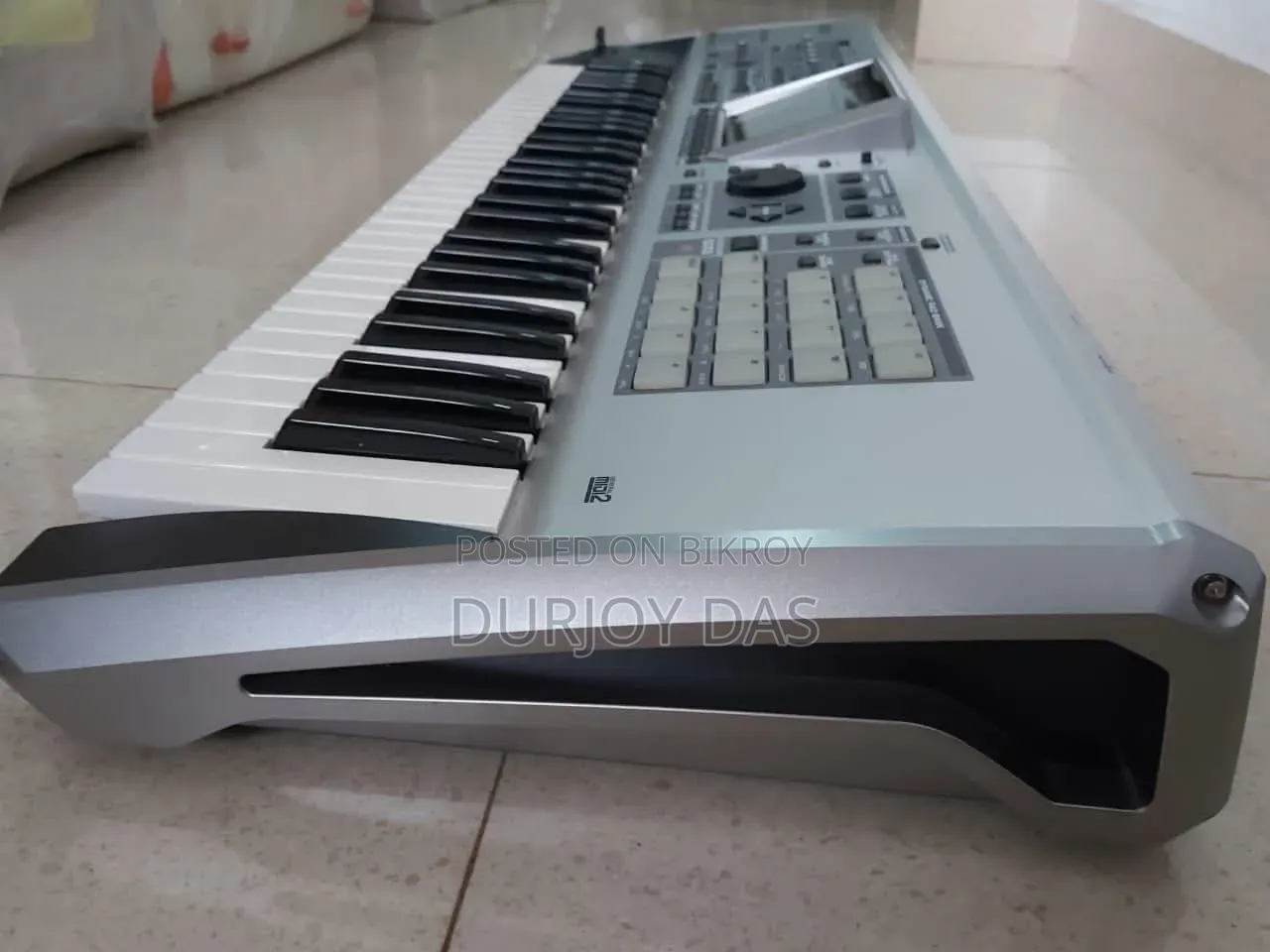 ব্র্যান্ড নিউ রোল্যান্ড ফ্যান্টম এক্স৬