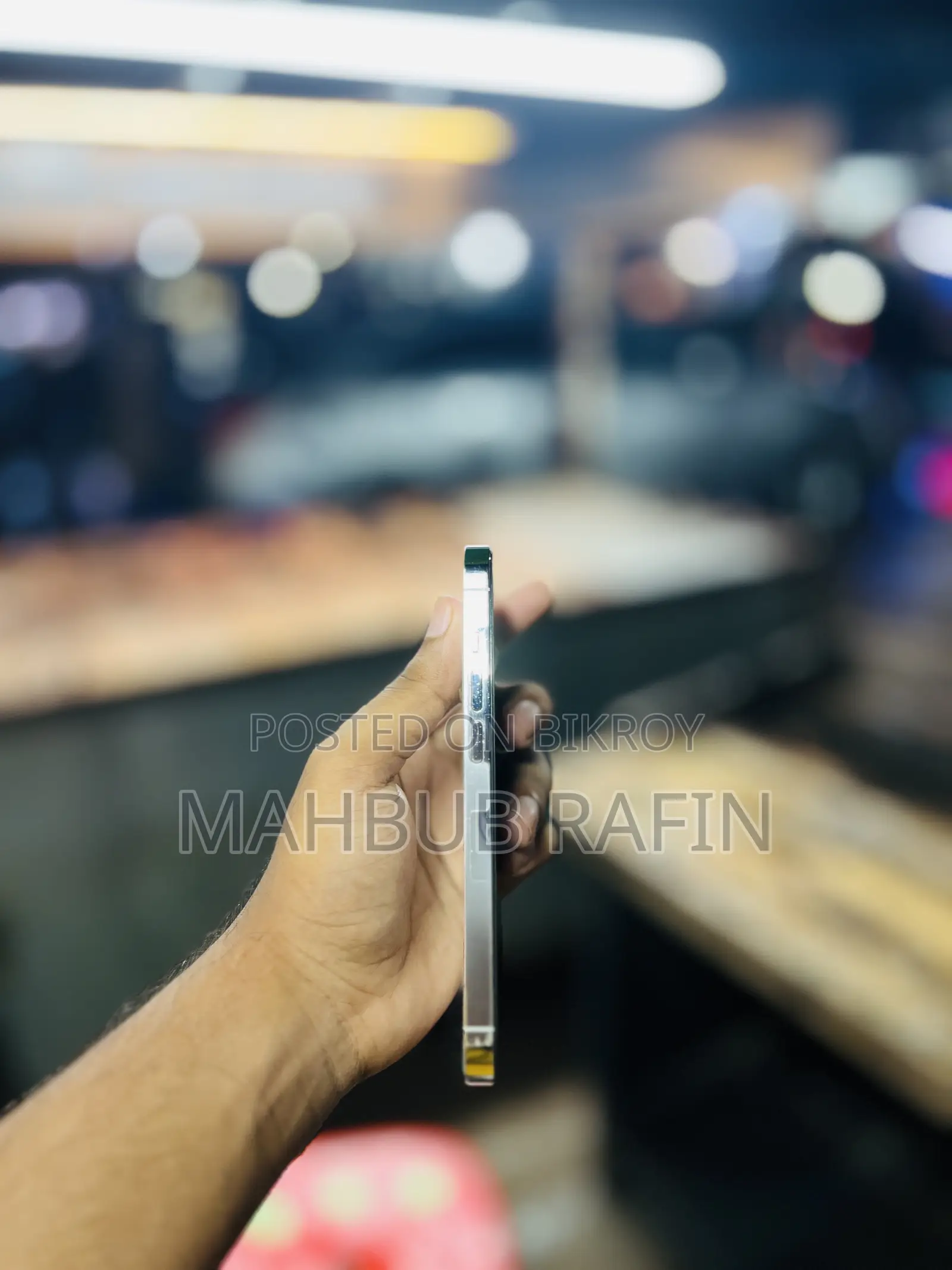 অ্যাপল আইফোন ১৪ প্রো ২৫৬ জিবি সিলভার