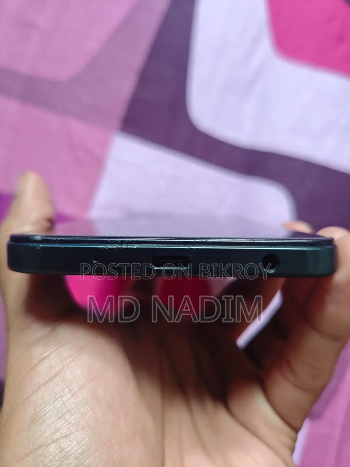 Vivo Y04 64 GB Green
