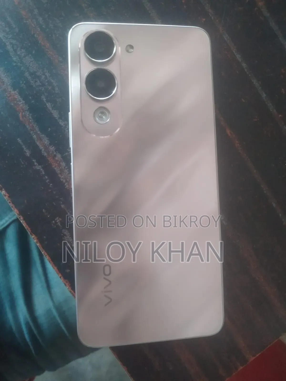 Vivo Y04 64 GB Silver