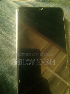 Vivo Y04 64 GB Silver