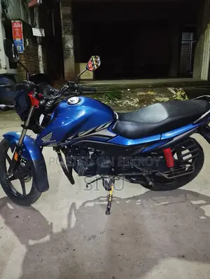 হোন্ডা লিভো ২০২১ নীল