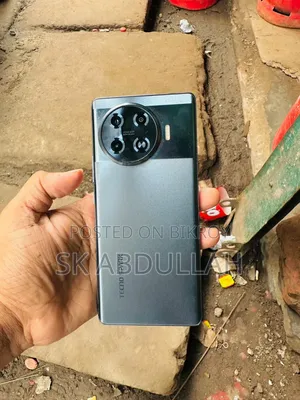 Tecno Spark 20 Pro Plus 256 GB Black