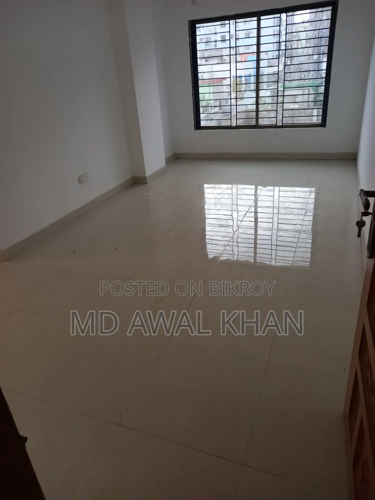 3-Bedroom Apartment in Green Road, Panthapath for sale