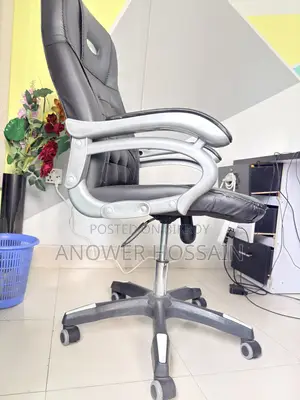 2 Executive Chairs Will Be Sold