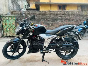 টিভিএস আপাচি আরটিআর ১৬০ টুভি রিফ্রেশ এক্স-কানেক্ট ২০২২ কালো