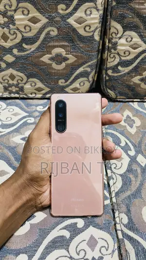 সনি এক্সপেরিয়া ৫ ৩য় প্রজন্ম ১২৮ জিবি পিংক