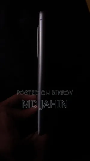 স্যামসাং গ্যালাক্সি এস২১ এফই ৫জি ১২৮ জিবি হোয়াইট