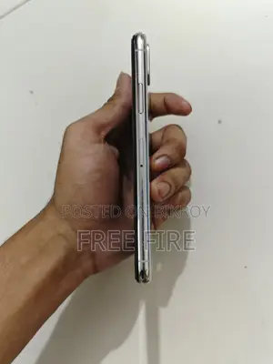 Apple iPhone X 256 GB White