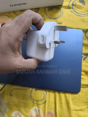 ল্যাপটপ অ্যাপল ম্যাকবুক এয়ার ২০২৫ এম৪ ১৬জিবি অ্যাপল এম৪ এসএসডি ২৫৬জিবি
