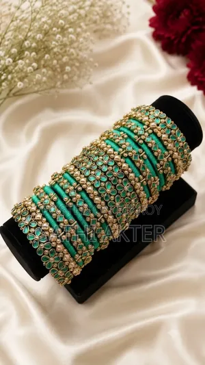 হ্যান্ডমেড কাস্টম চুরি