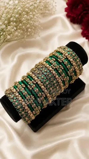 হ্যান্ডমেড কাস্টম চুরি