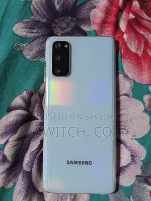 Samsung Galaxy S20 128 GB Silver