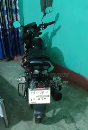 নতুন বাজাজ পালসার ১৫০ ২০১৮ কালো