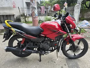 Hero Glamour 2020 Red