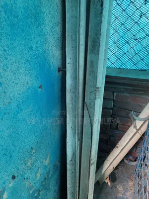 কবুতর, মুরগীর খাঁচা