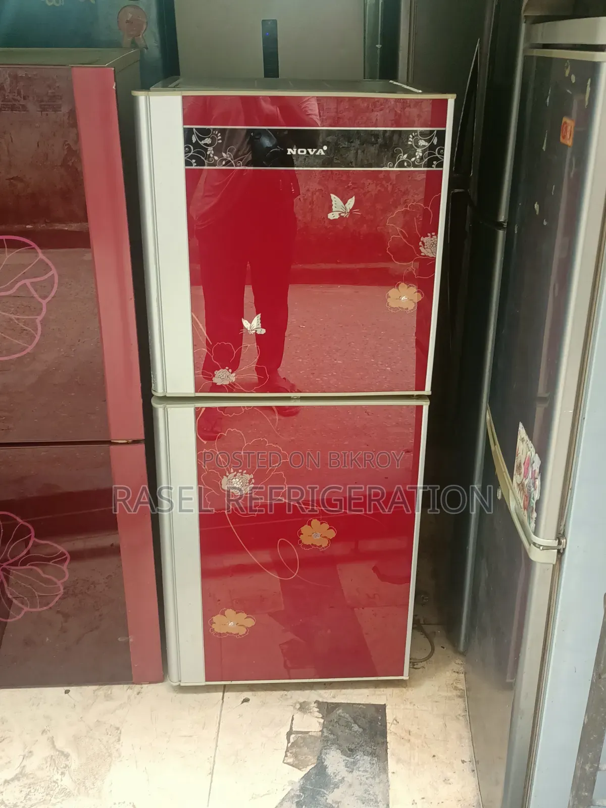 ১৪ সিএফটি নোভা কোম্পানির ফ্রিজ বিক্রি করা হবে।