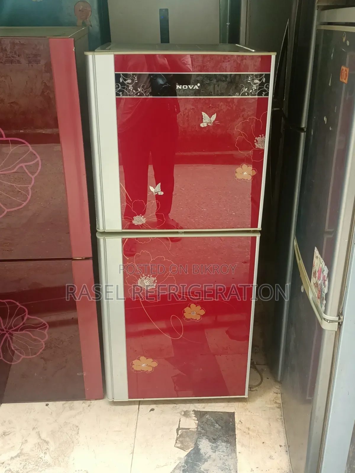 ১৪ সিএফটি নোভা কোম্পানির ফ্রিজ বিক্রি করা হবে।