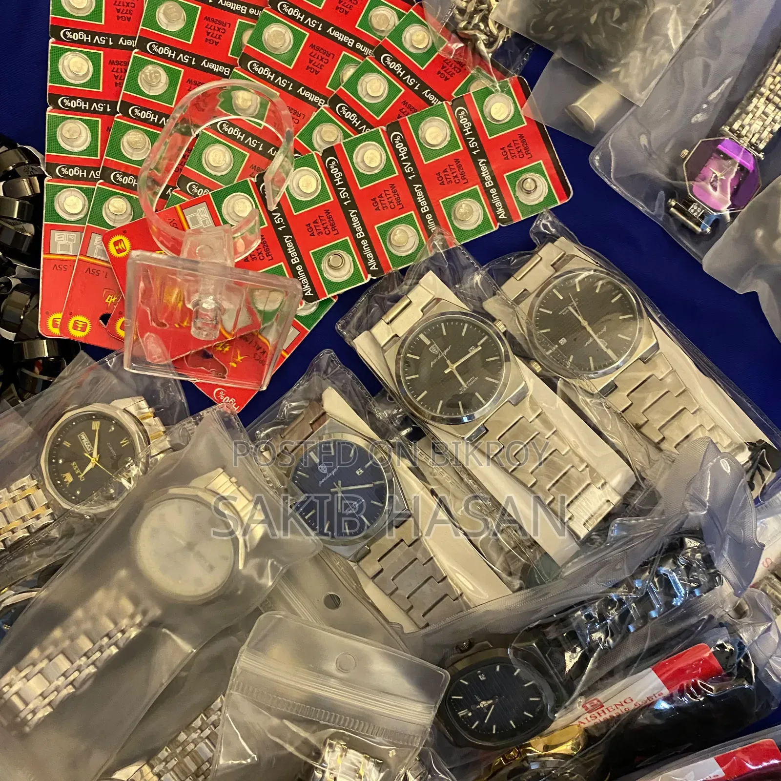 পাইকারি দামে ঘড়ি গুলো বিক্রি হবে