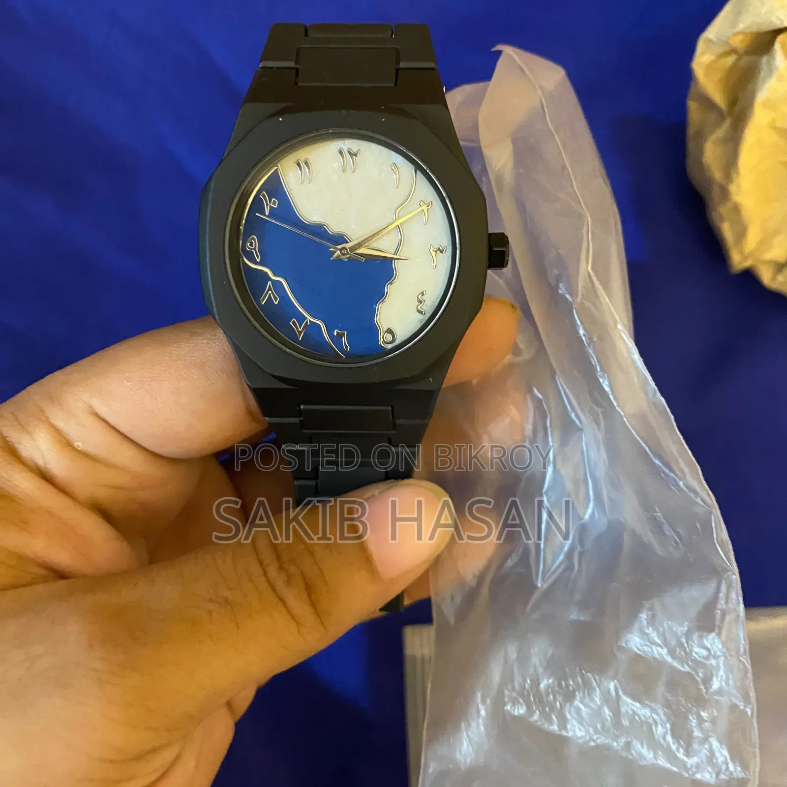 পাইকারি দামে ঘড়ি গুলো বিক্রি হবে