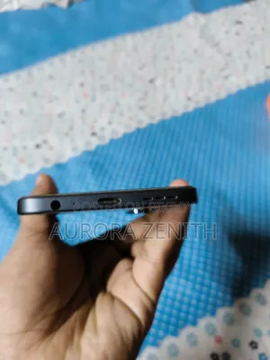 টেকনো স্পার্ক ৪০ প্রো ১২৮ জিবি ব্ল্যাক