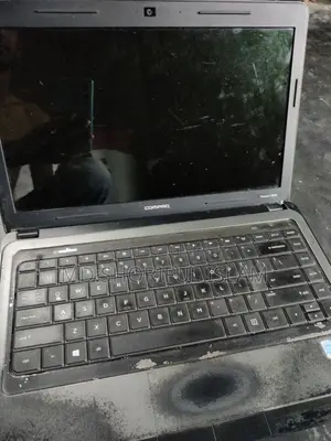 Laptop Compaq 325 2GB Intel Celeron HDD 500GB