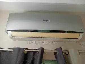 বিক্রির জন্য ব্যবহৃত হুইর্লপুল এসি