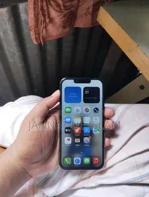 অ্যাপল আইফোন ১৩ প্রো ১২৮ জিবি ব্ল্যাক