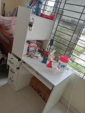 পড়ার টেবিল বিক্রি হবে সুন্দর কোয়ালিটি আধুনিক ডিজাইন লকার