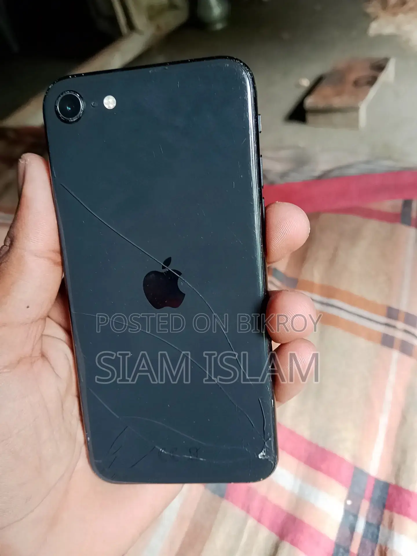 Apple iPhone SE (2020) 64 GB Black