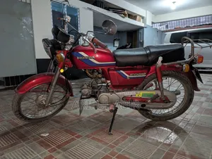 Honda 2012 Red