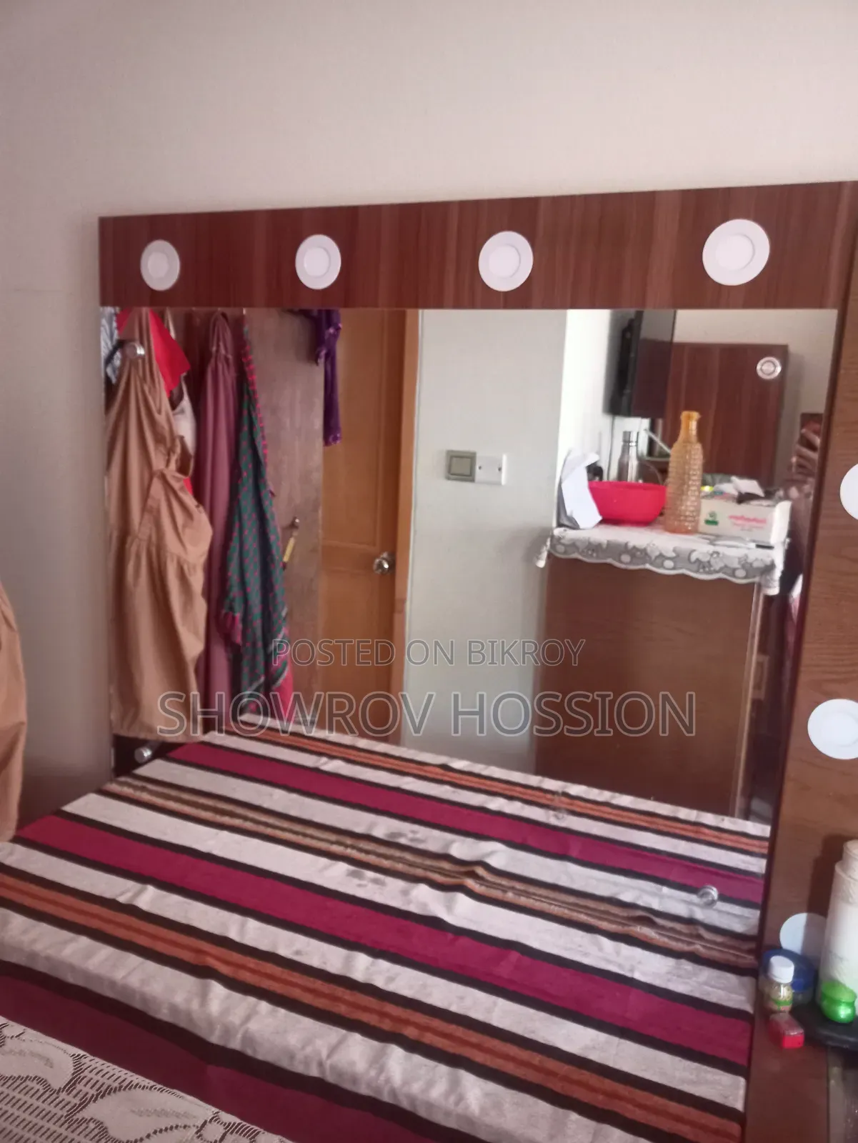 Premium Parlour Full Set Beauty Mirror Dressing Table Used Only 6 Months