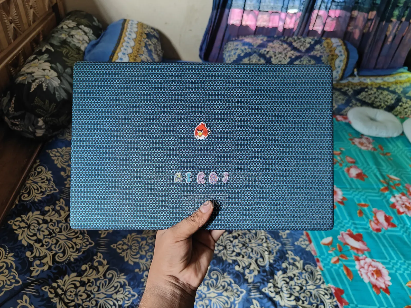 ল্যাপটপ ৮জিবি ইন্টেল কোর আই৭ এসএসডি ৫১২জিবি