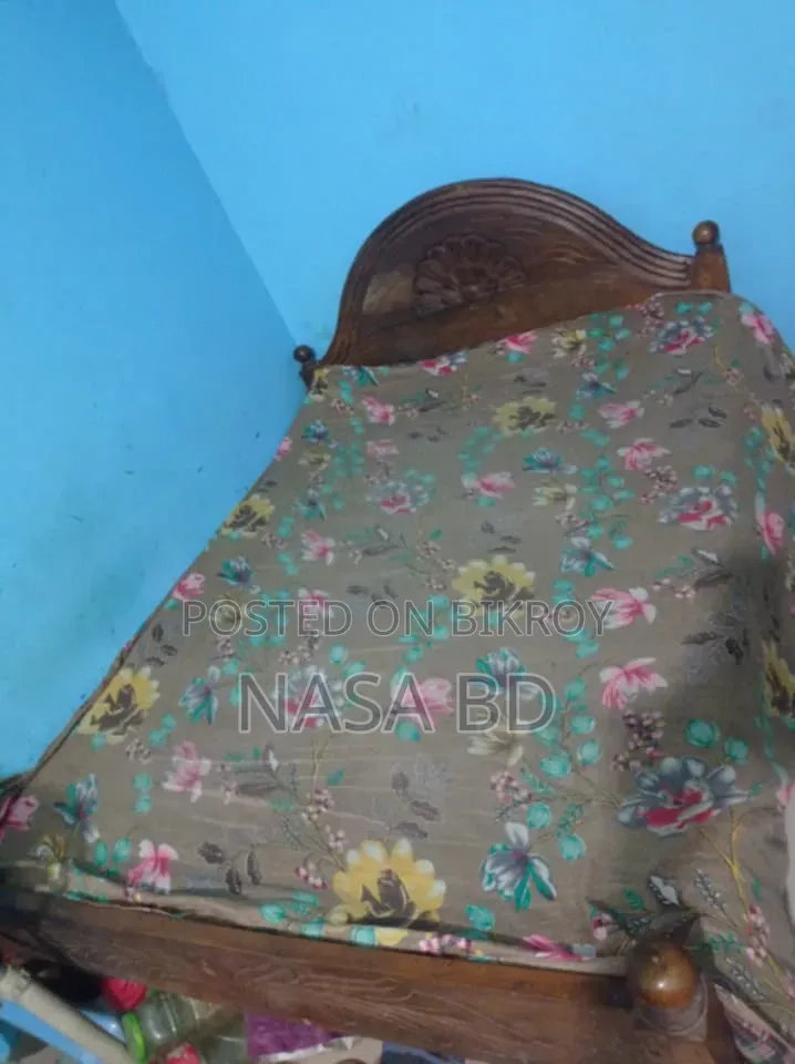 করই কাঠের খাট বিক্রি হবে ৫/৭ ফিট ডাবল