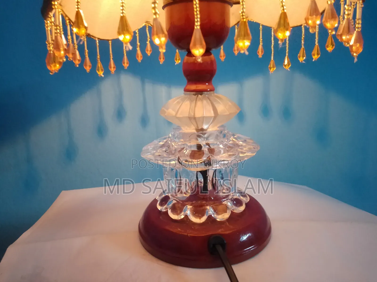 টেবিল ল্যাম্প