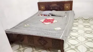 ৫/৭ ফিট খাট