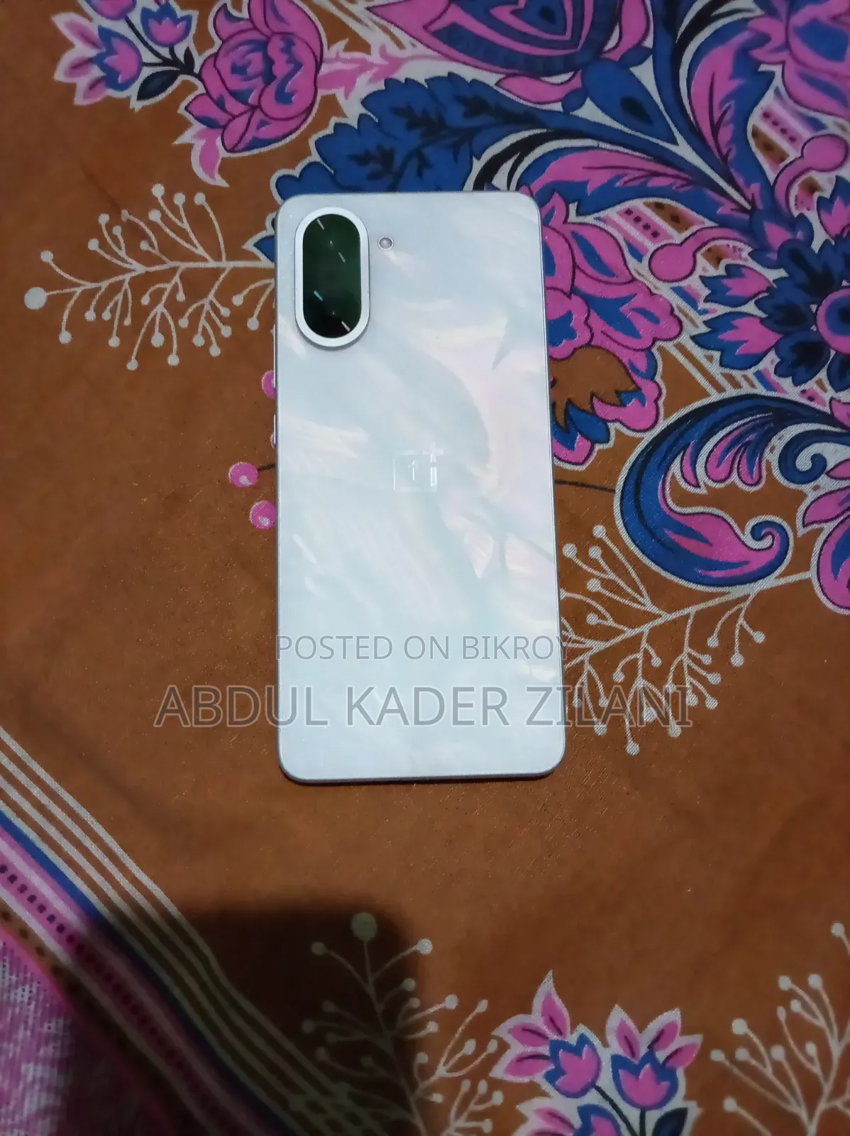 ওয়ানপ্লাস নর্ড সিই৫ ২৫৬ জিবি