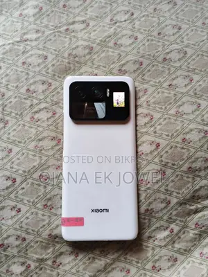 সিমিয়াওমি মি ১১ আল্ট্রা ২৫৬ জিবি সাদা