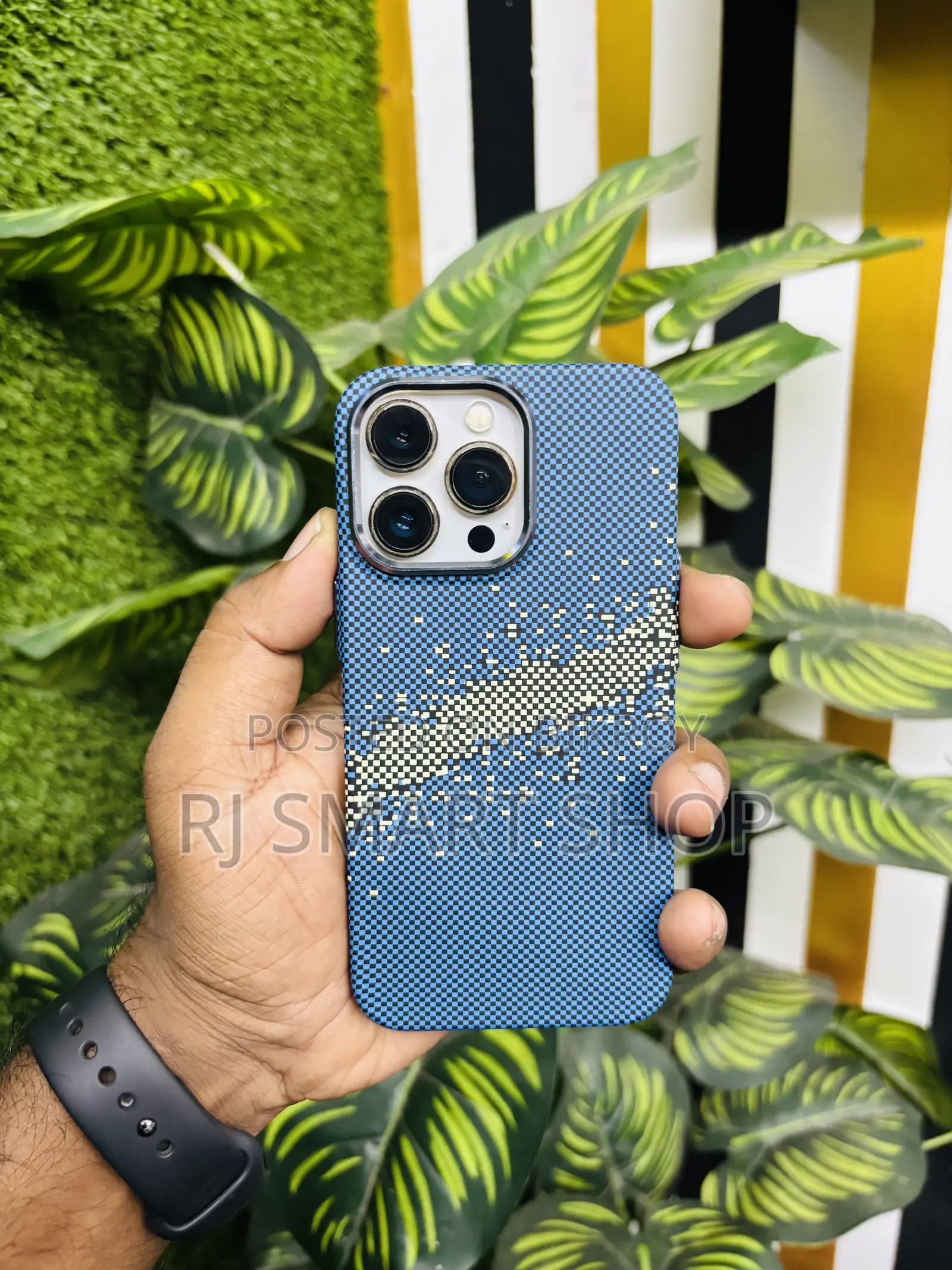 অ্যাপল আইফোন ১৩ প্রো ১২৮ জিবি গোল্ড