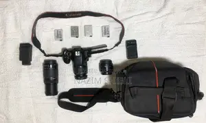 Canon 600D DSLR Complete Kit W/ BIG 55-250mm Telephoto Zoom + 4 Batts