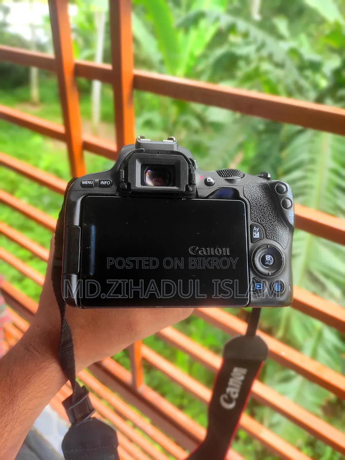 ক্যানন ২০০ডি + ৫৫_২৫০ এসটিএম লেন্স বিক্রি হবে