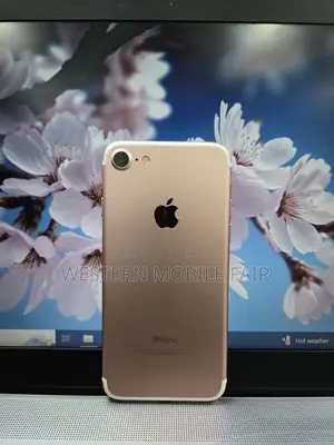 অ্যাপল আইফোন ৭ ৩২ জিবি গোলাপি