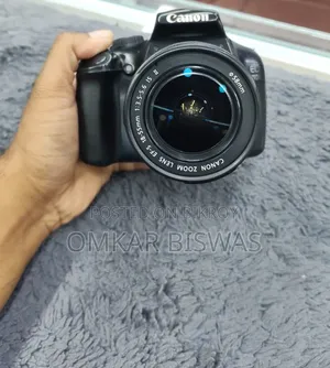 ক্যানন ১১০০ ডি