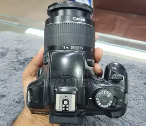 ক্যানন ১১০০ ডি