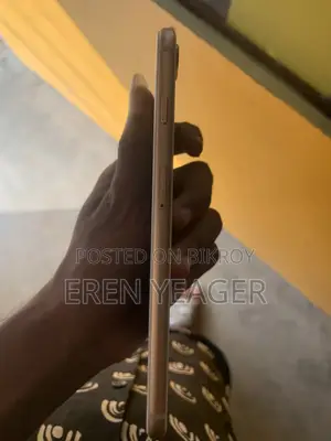New Apple iPhone 8 Plus 64 GB Gold