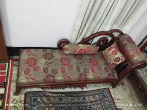 কাঠের দিভান