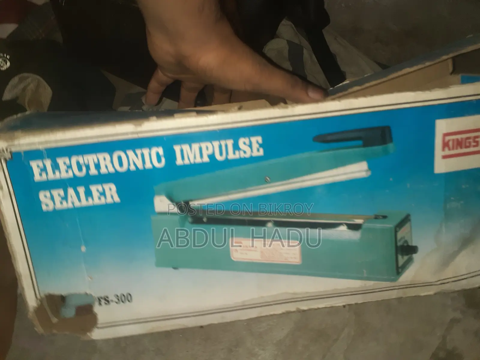 Poly Sealer Packaging Machine